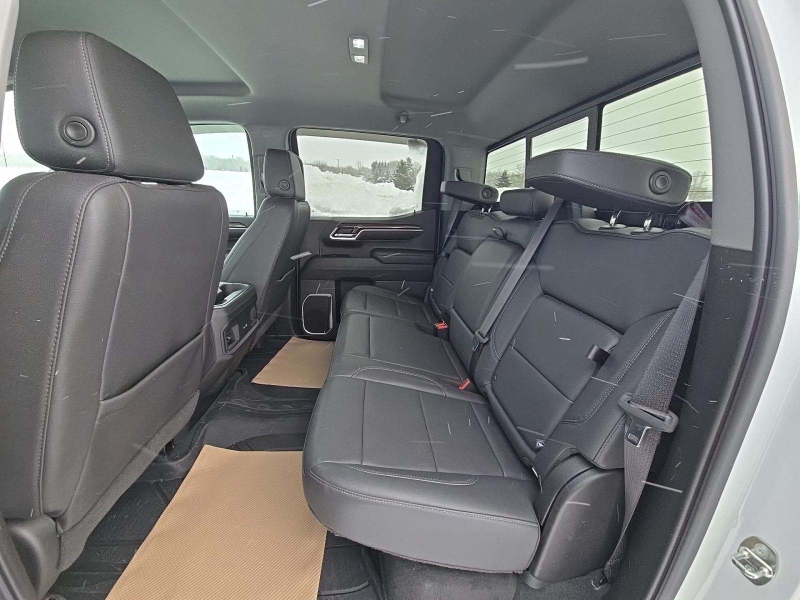 2023 Chevrolet Silverado 1500 RST AWD