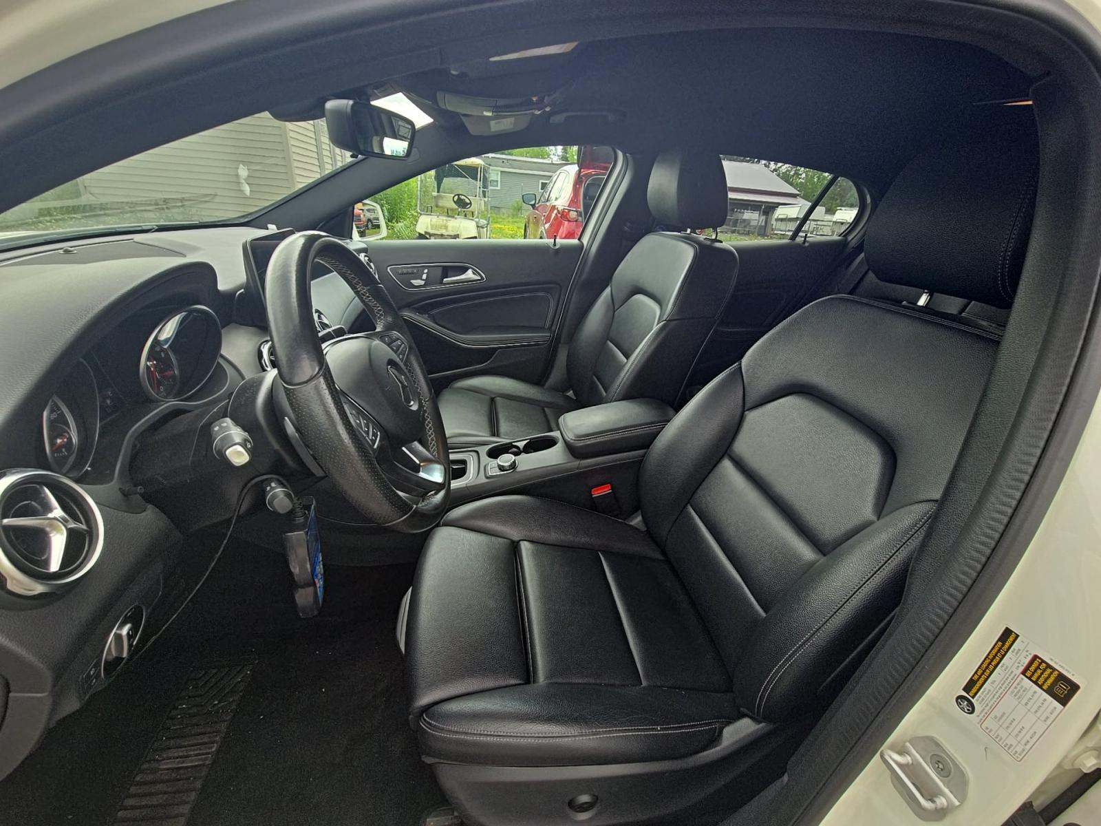 MERCEDES-BENZ GLA-CLASS - 2