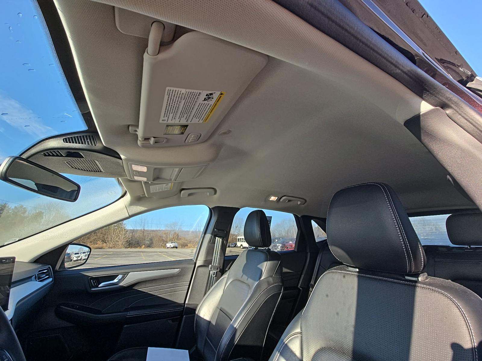 2023 Ford Escape Hybrid Platinum AWD