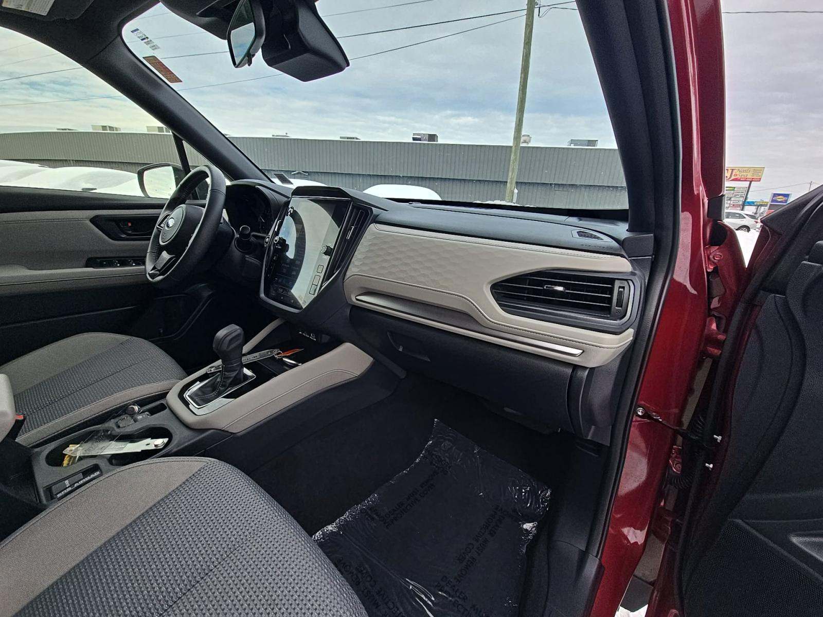 2025 Subaru Forester Premium AWD