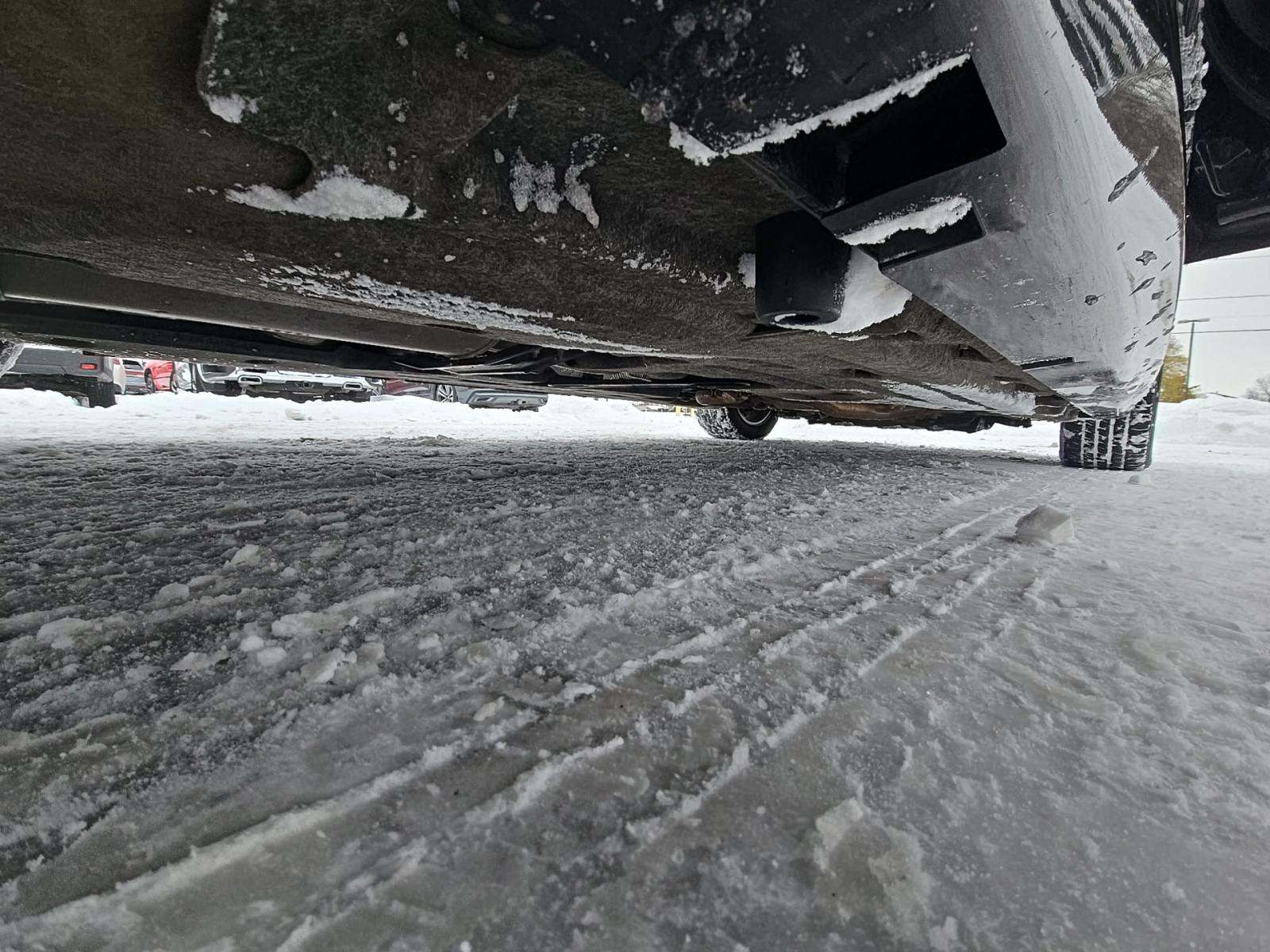 2023 Chrysler 300 Touring L AWD