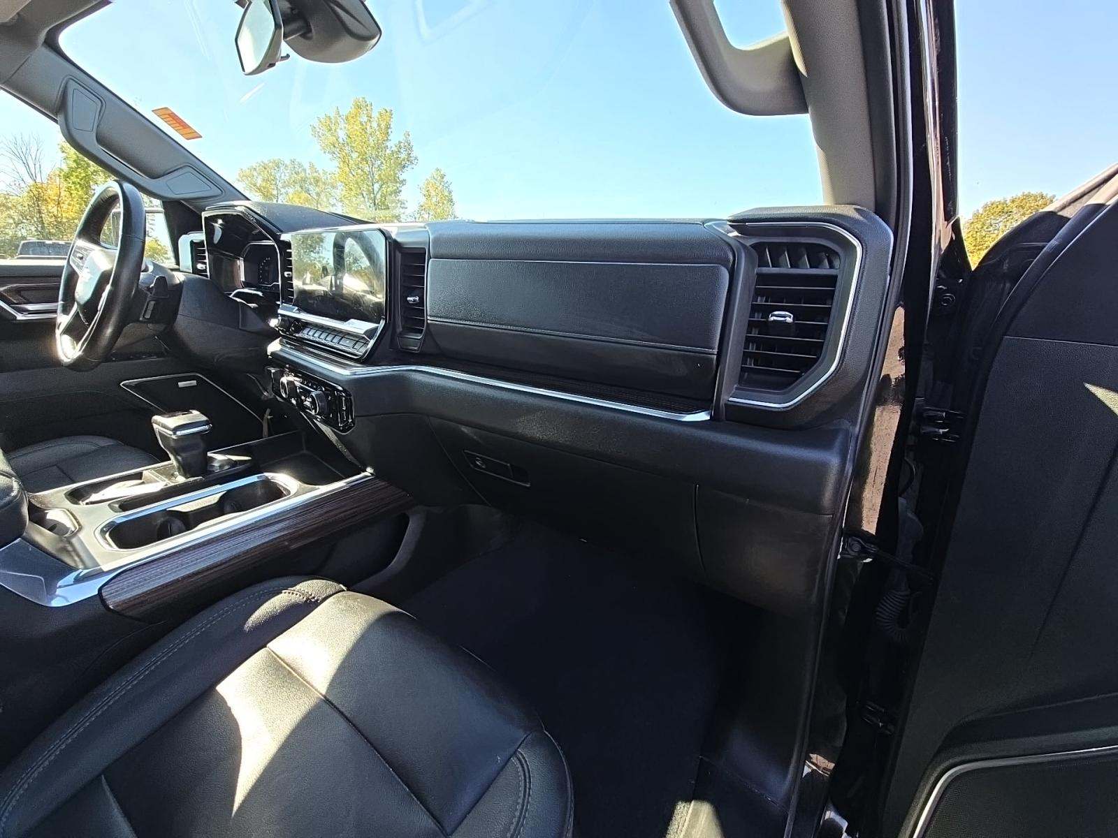 2023 Chevrolet Silverado 1500 RST AWD