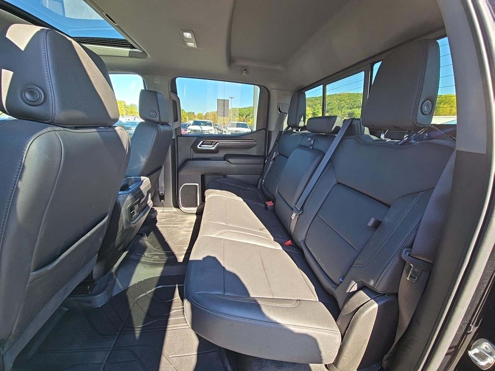 2023 Chevrolet Silverado 1500 RST AWD