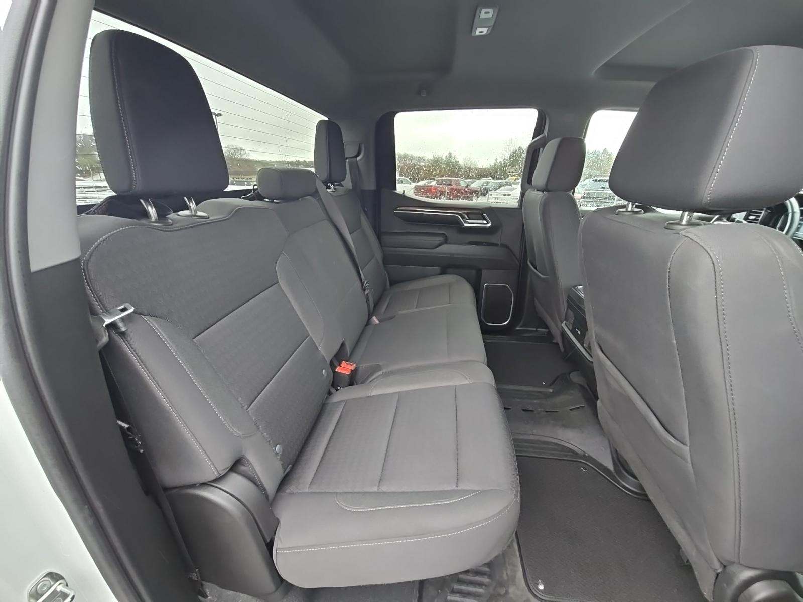 2023 Chevrolet Silverado 1500 RST AWD