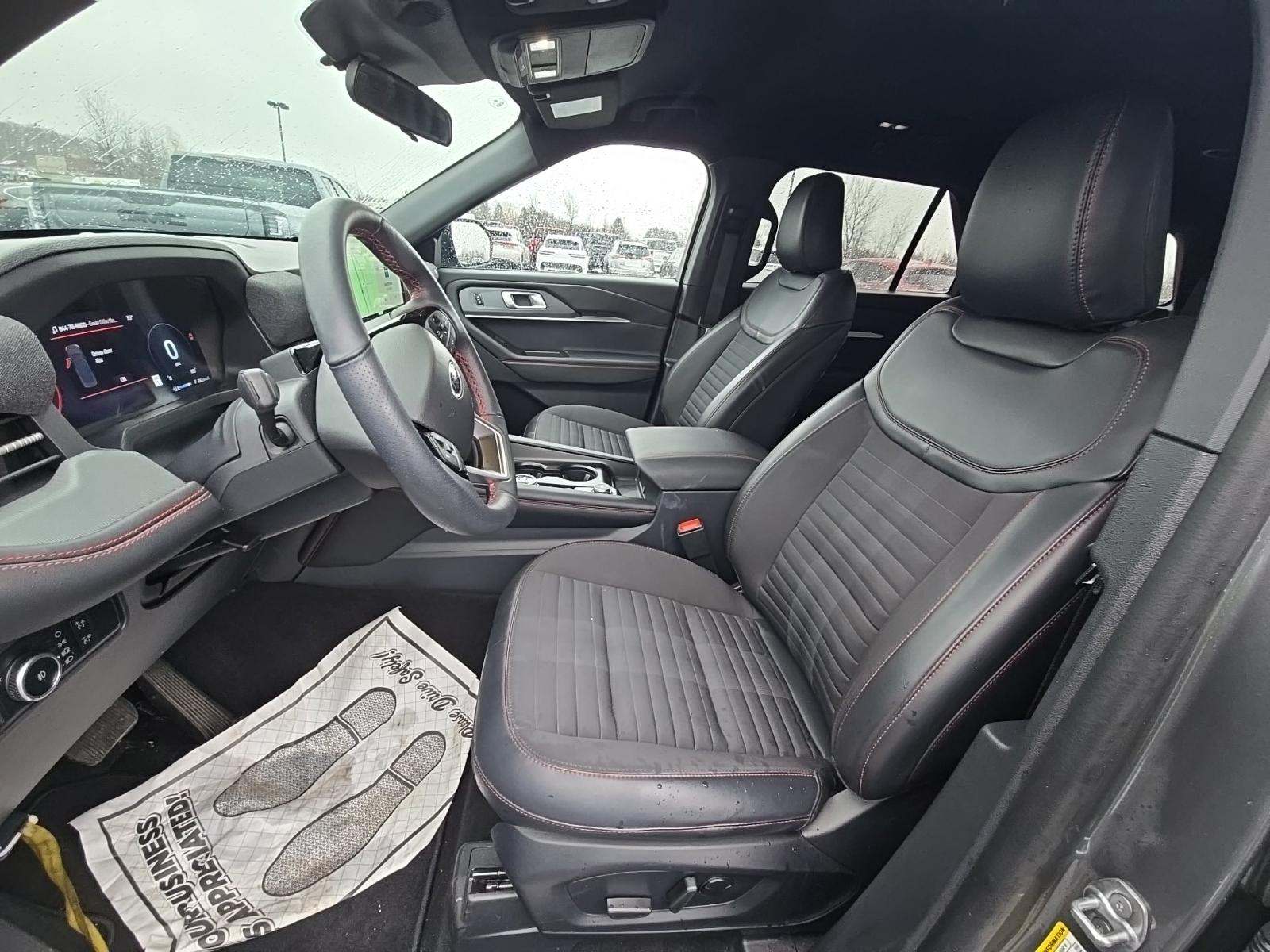 2025 Ford Explorer ST-Line AWD