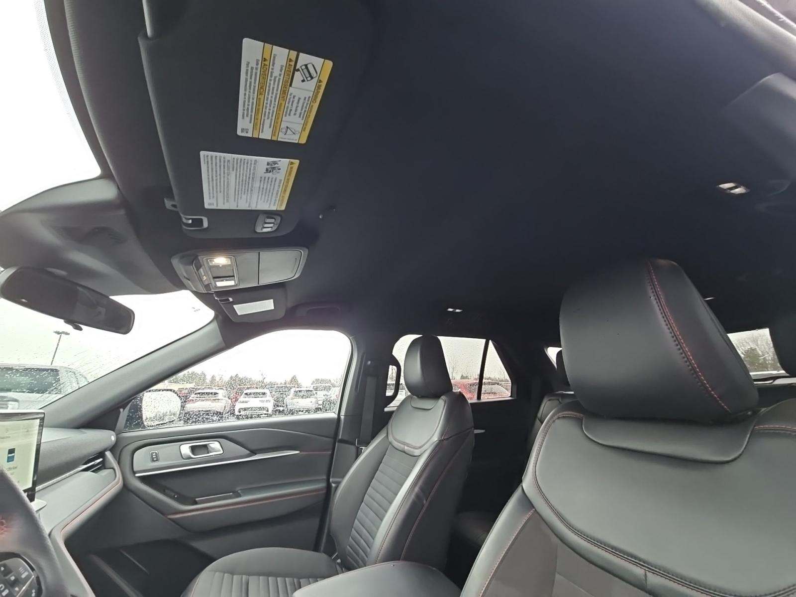 2025 Ford Explorer ST-Line AWD