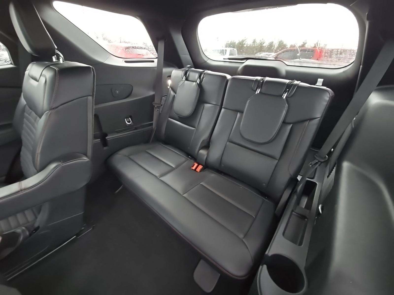 2025 Ford Explorer ST-Line AWD