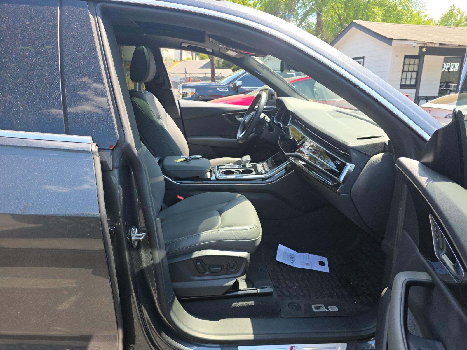 2022 Audi Q8 Premium Plus AWD