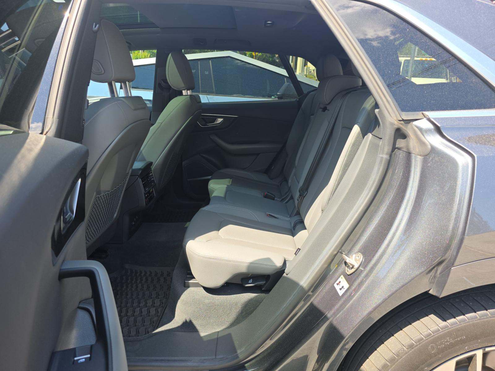 2022 Audi Q8 Premium Plus AWD