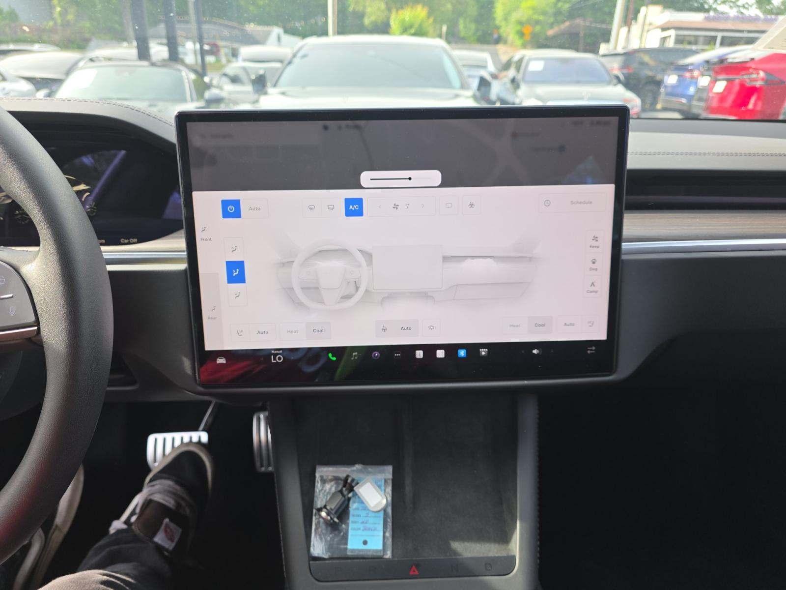 TESLA MODEL S - 10