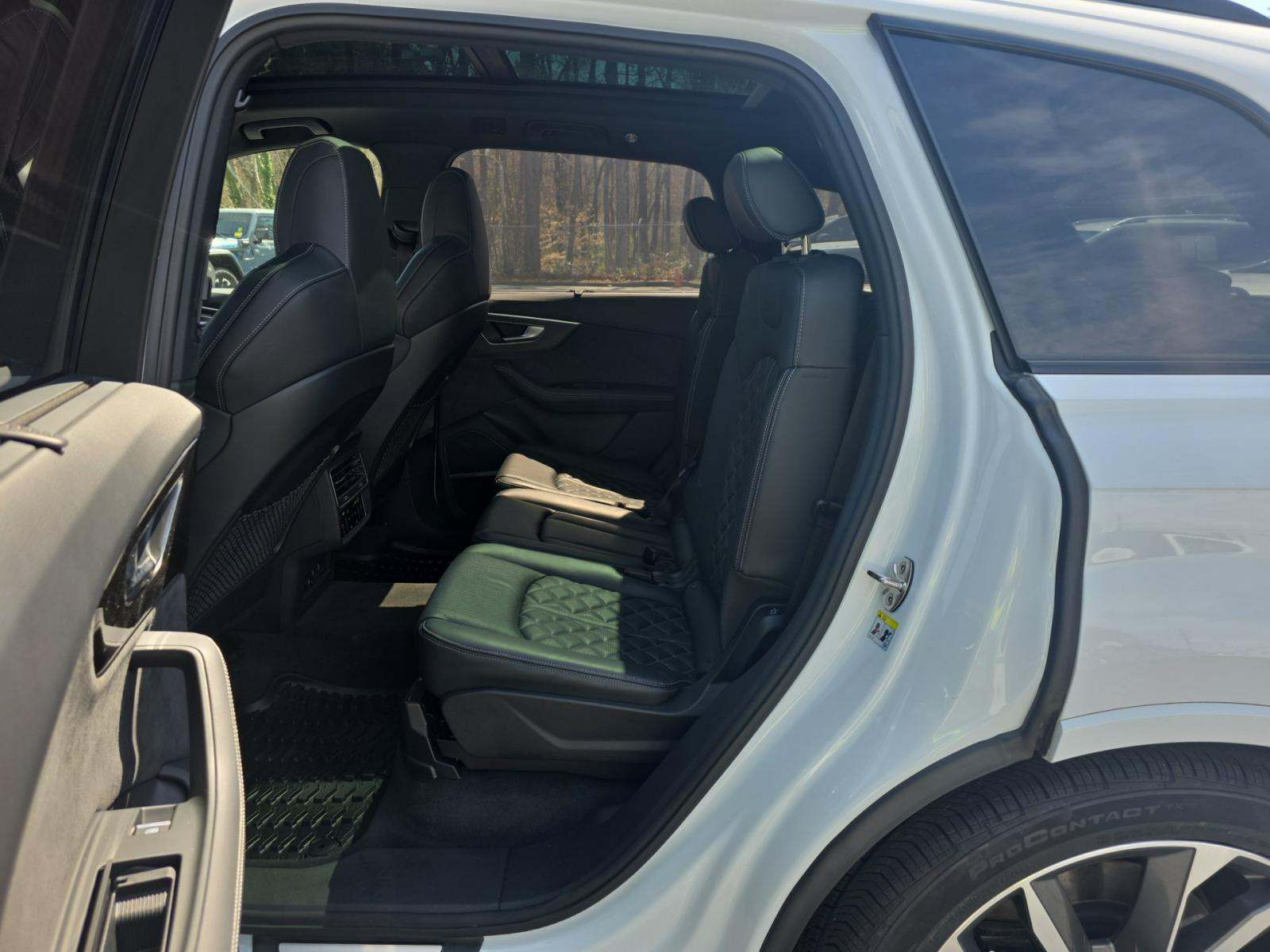2023 Audi SQ7 Premium Plus AWD