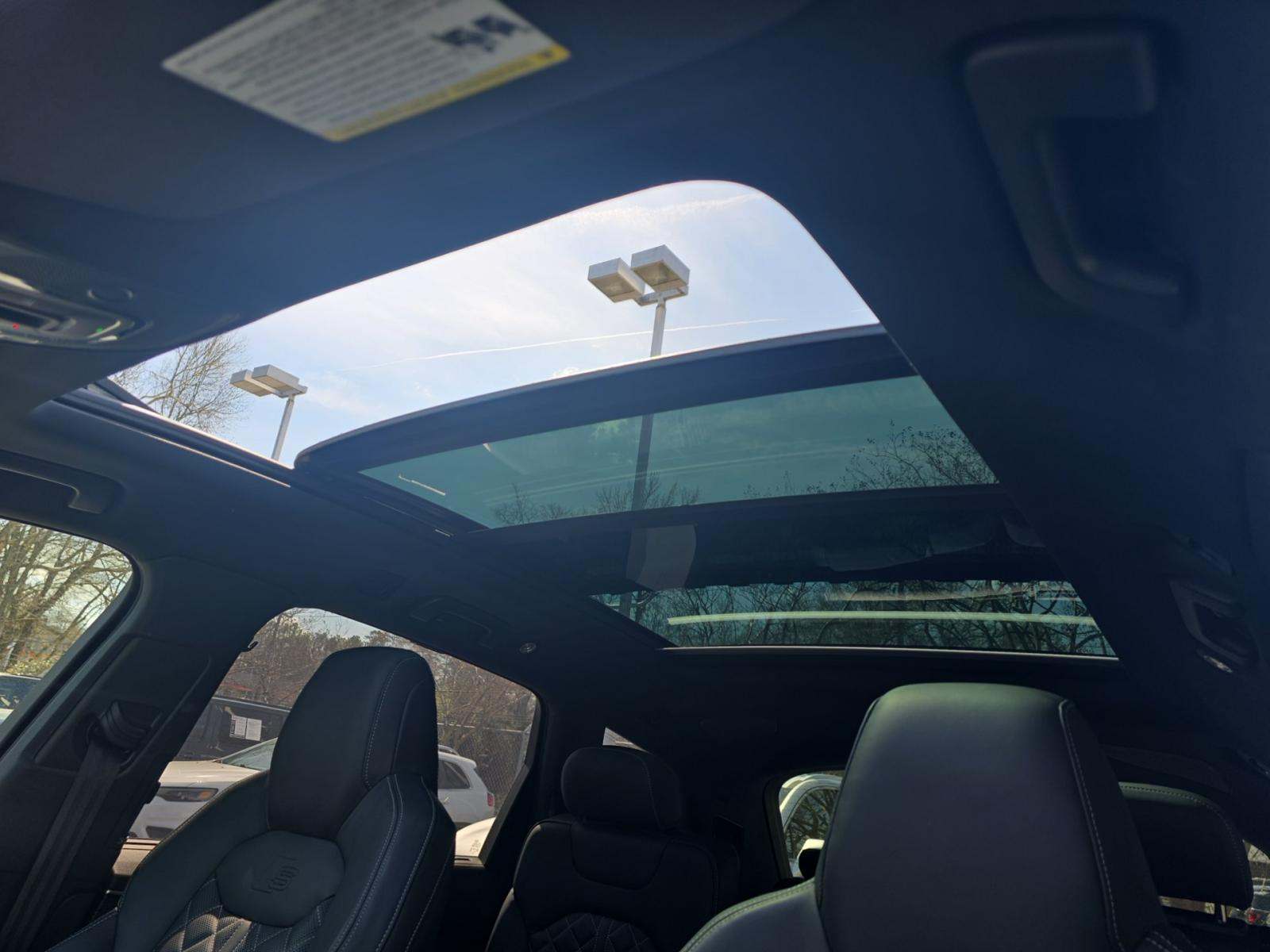 2023 Audi SQ7 Premium Plus AWD