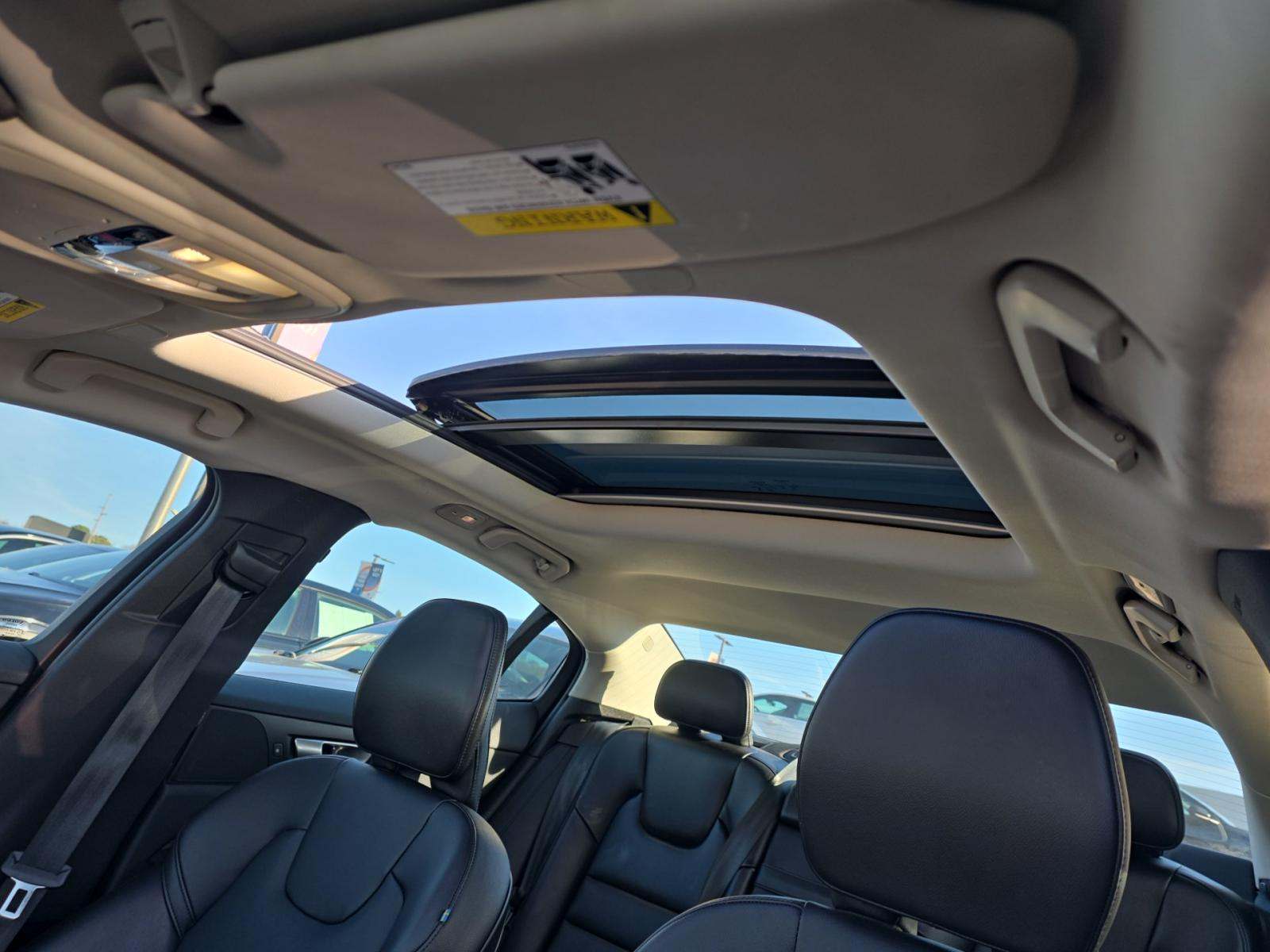 2024 Volvo S60 B5 Core AWD