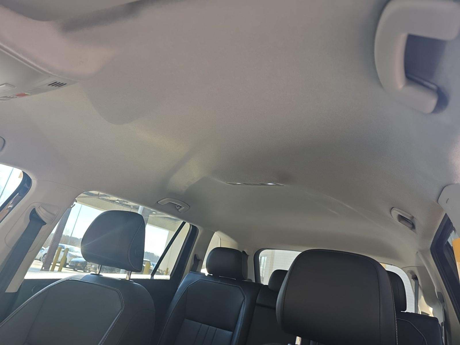 2022 Volkswagen Tiguan 2.0T SE FWD