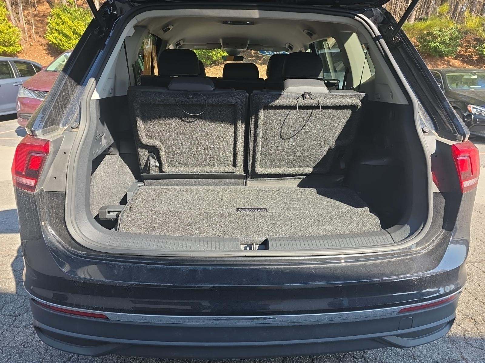 2022 Volkswagen Tiguan 2.0T SE FWD