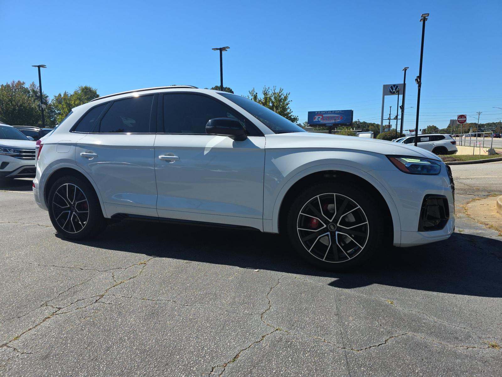 2025 Audi SQ5 Premium Plus AWD