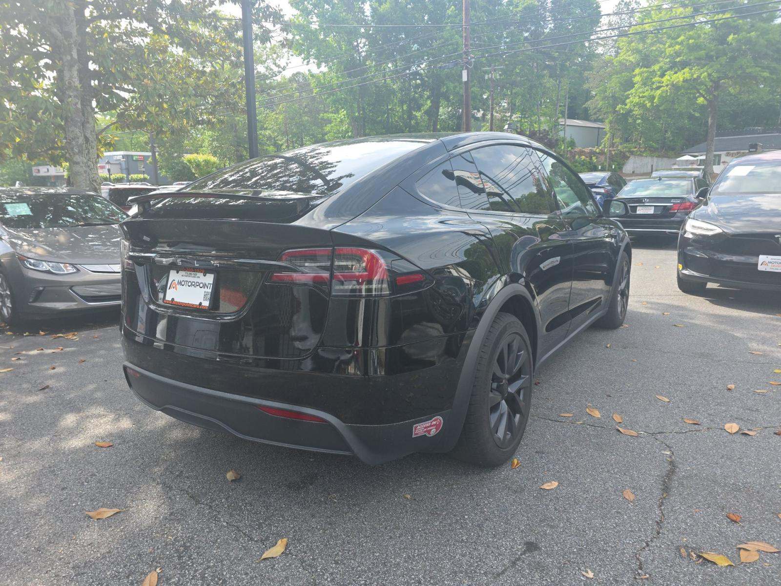 TESLA MODEL X - 3