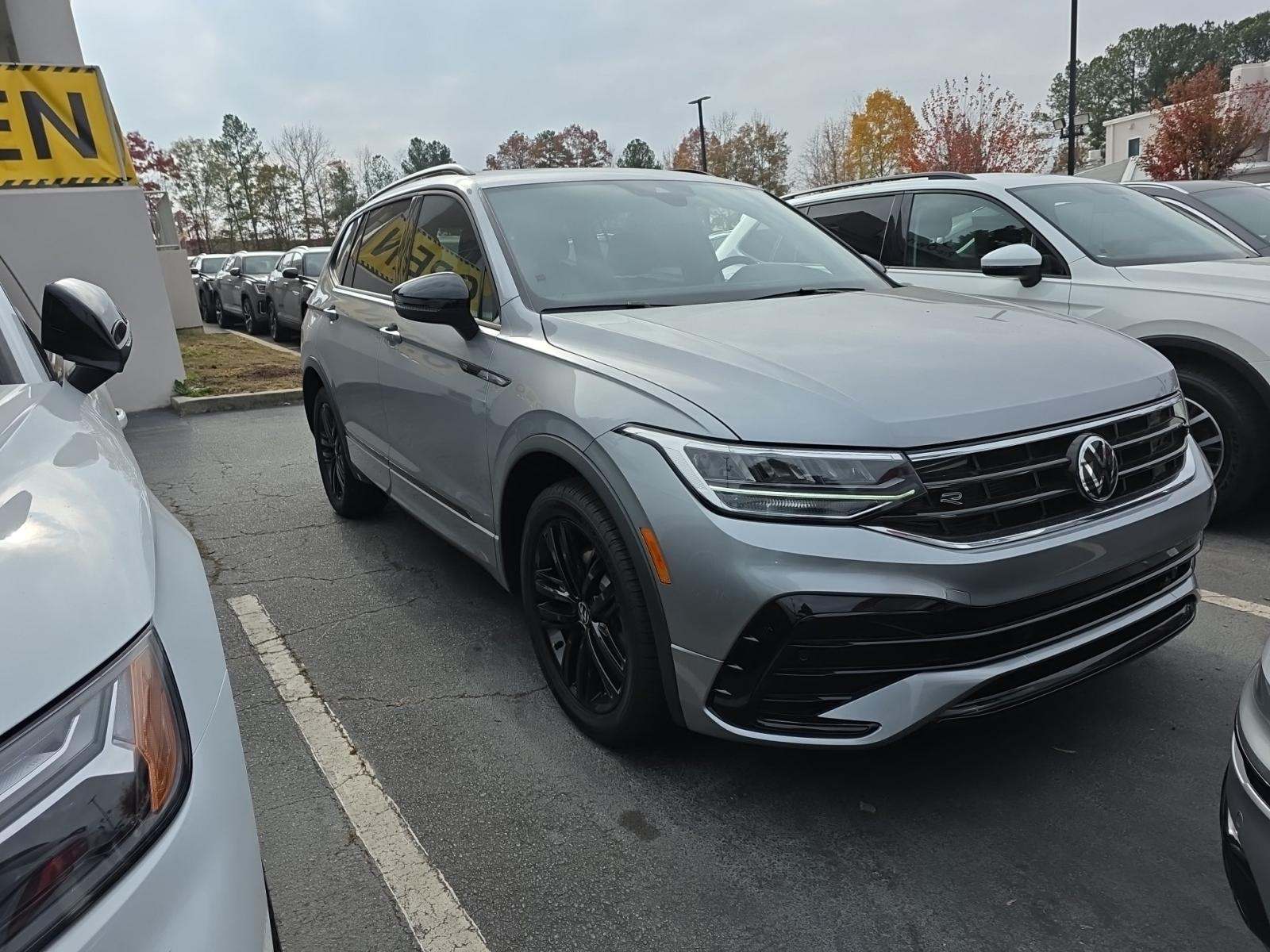 2022 Volkswagen Tiguan 2.0T SE R-Line Black FWD