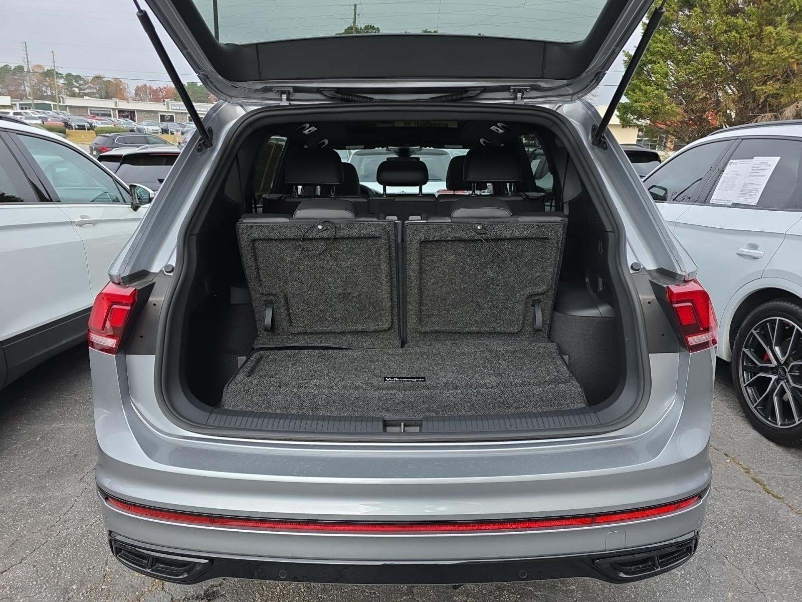 2022 Volkswagen Tiguan 2.0T SE R-Line Black FWD