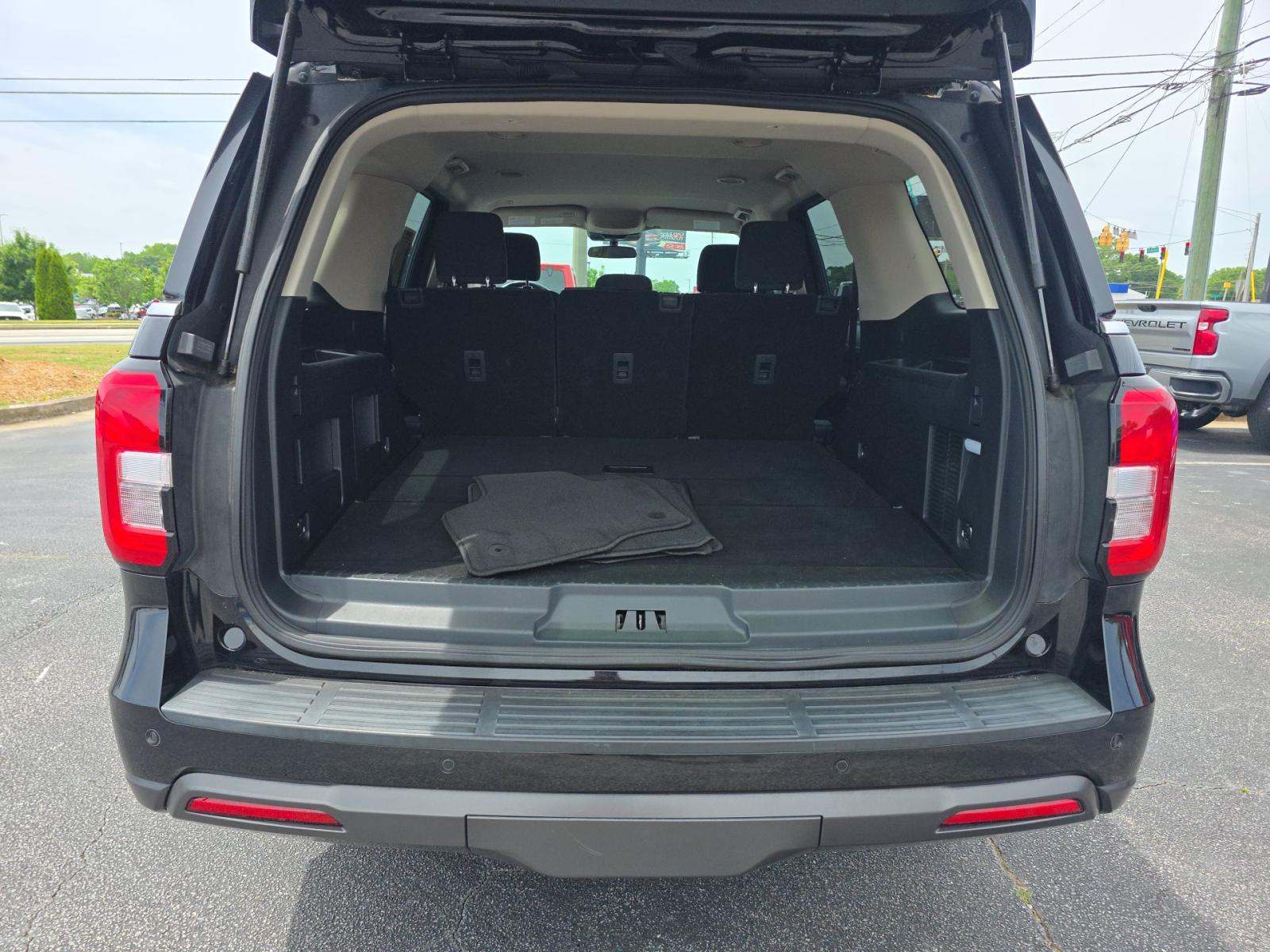FORD EXPEDITION - 10