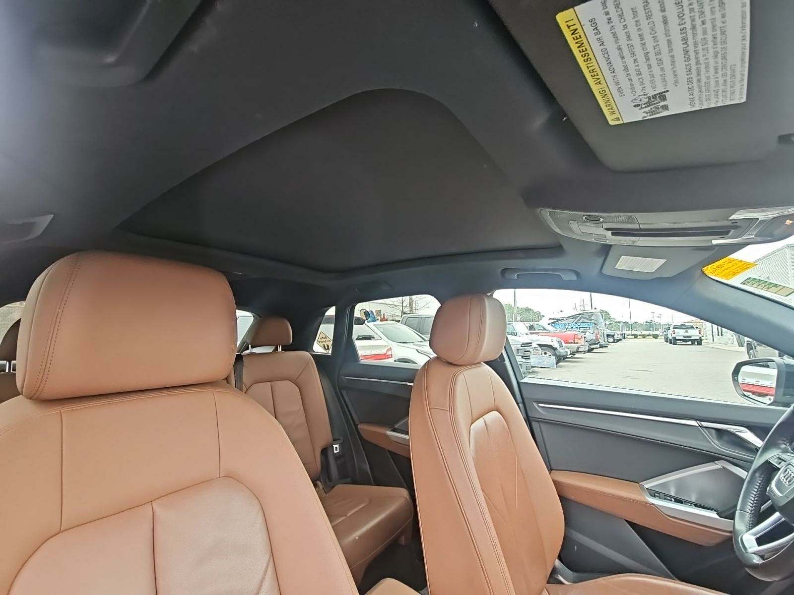 Audi Q3 2.0T S line Premium снимка Audi Q3 2.0T S line Premium