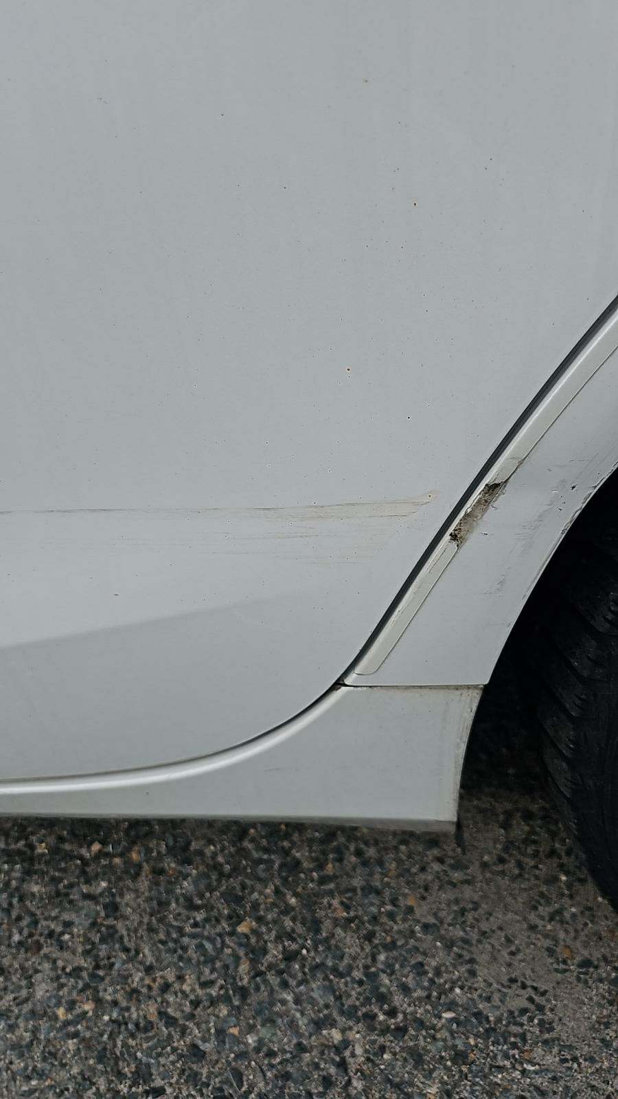 2017 Toyota Camry Hybrid XLE FWD