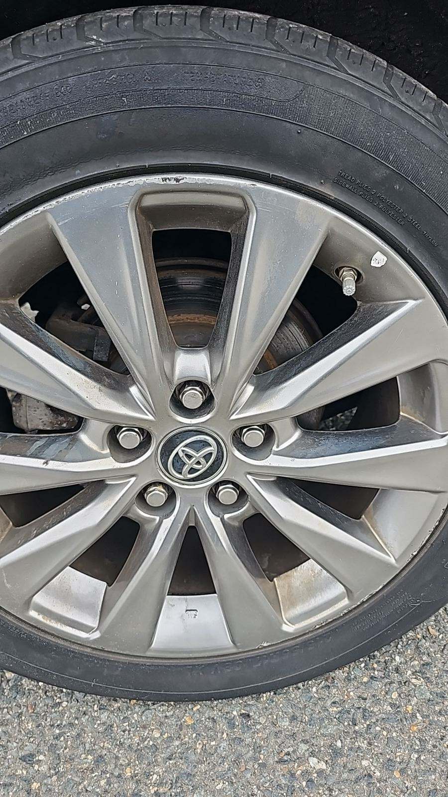 2017 Toyota Camry Hybrid XLE FWD