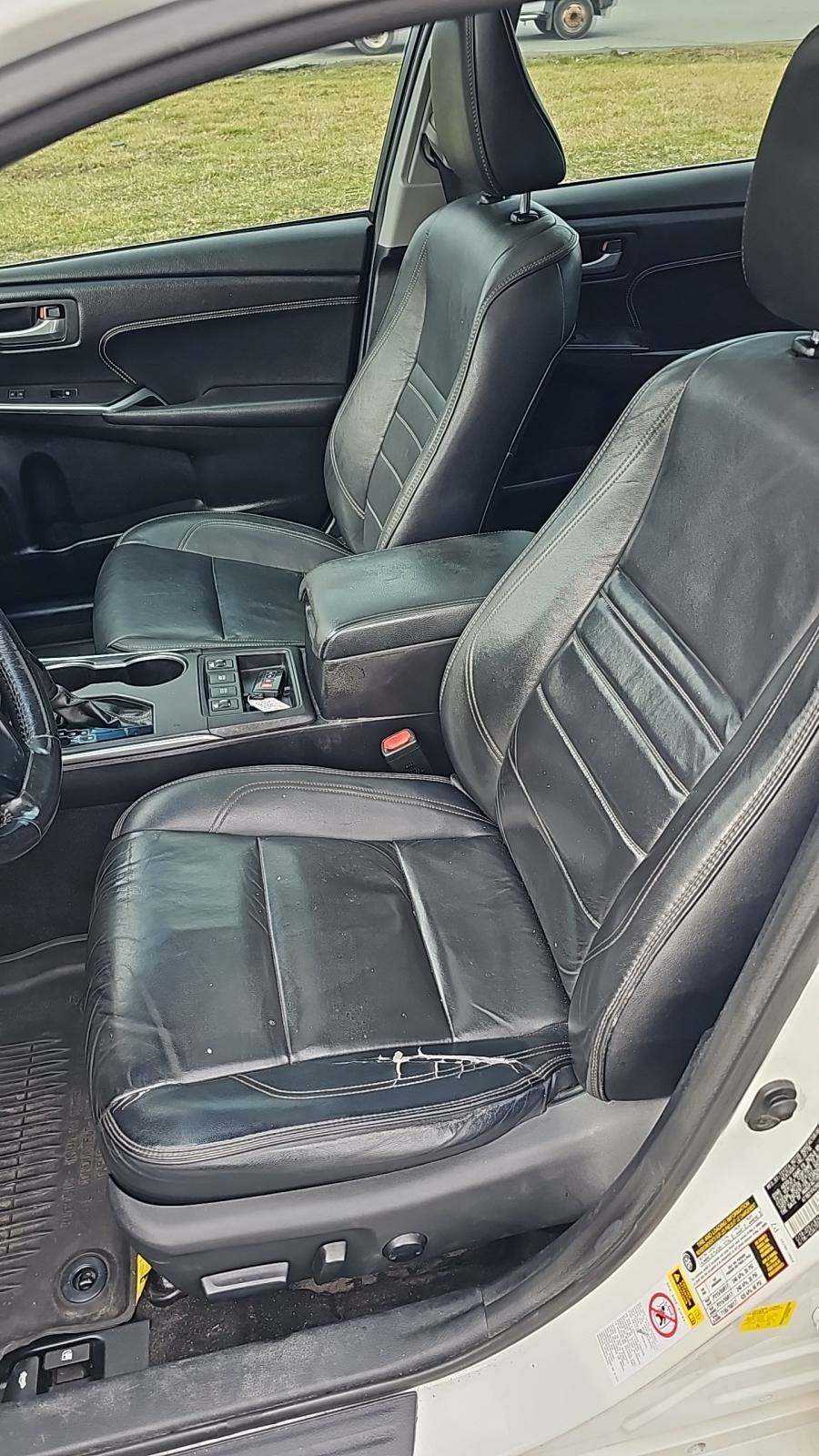 2017 Toyota Camry Hybrid XLE FWD