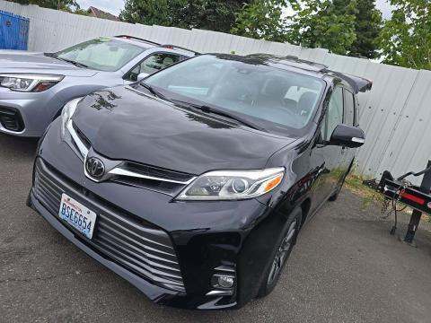 2018 Toyota Sienna Limited Premium AWD