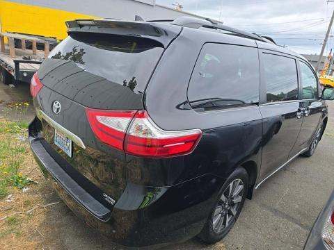2018 Toyota Sienna Limited Premium AWD