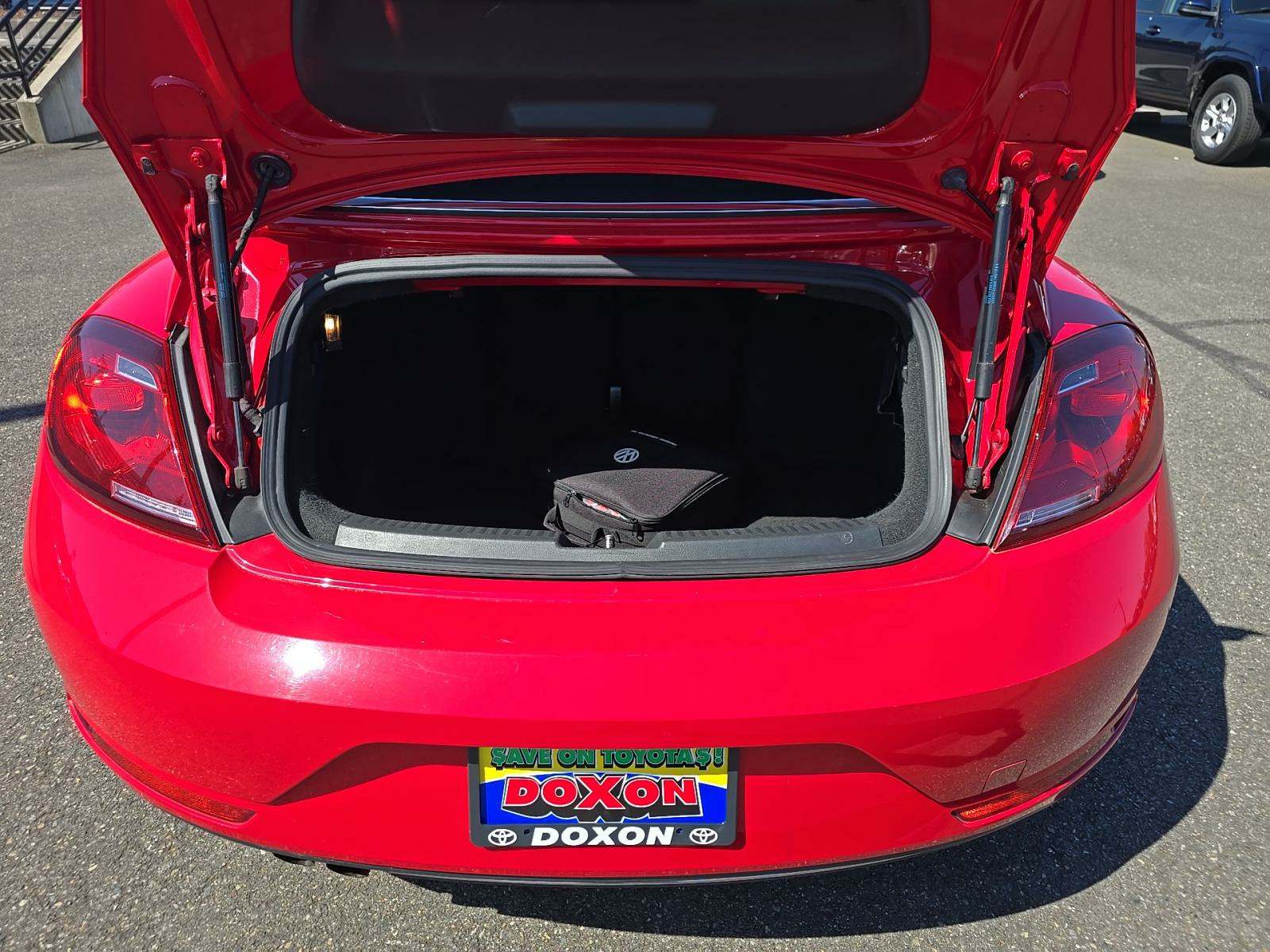 2018 Volkswagen Beetle 2.0T S FWD