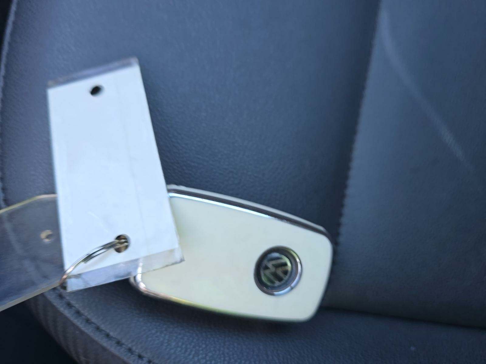 2018 Volkswagen Beetle 2.0T S FWD