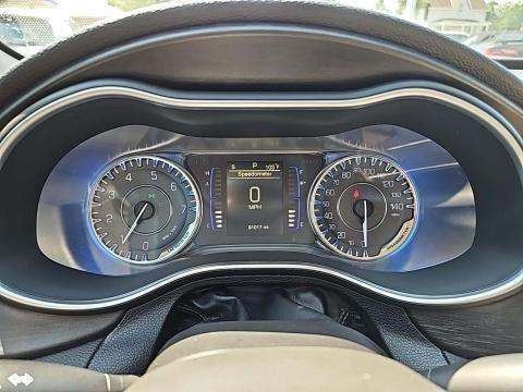 2017 Chrysler 200 Limited Platinum FWD