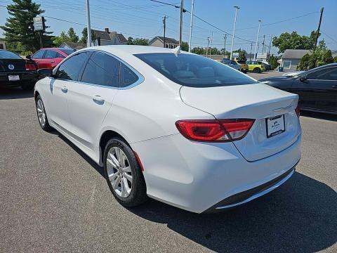 2017 Chrysler 200 Limited Platinum FWD