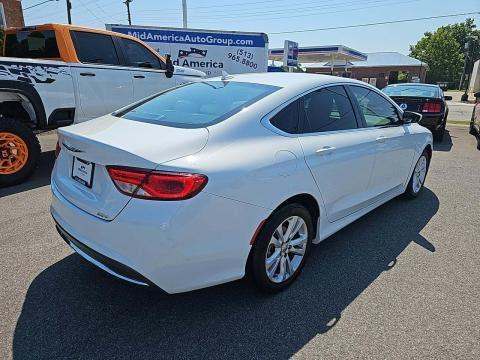 2017 Chrysler 200 Limited Platinum FWD