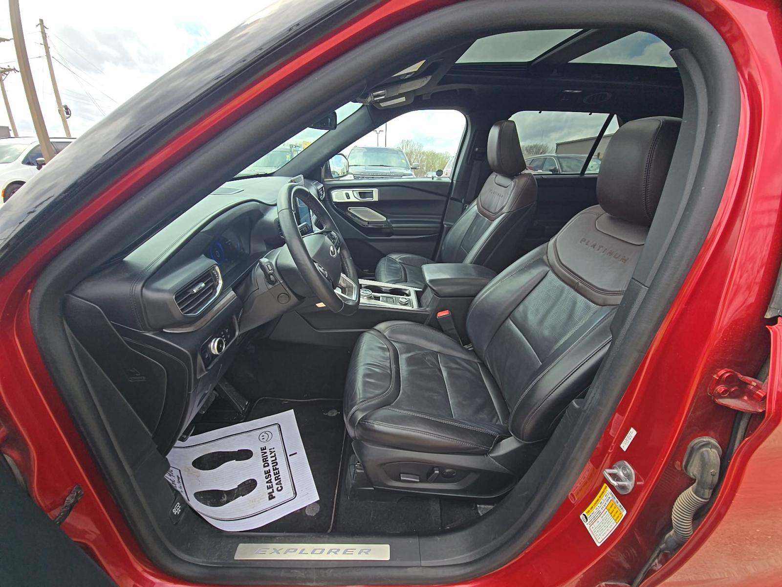 2023 Ford Explorer Platinum AWD