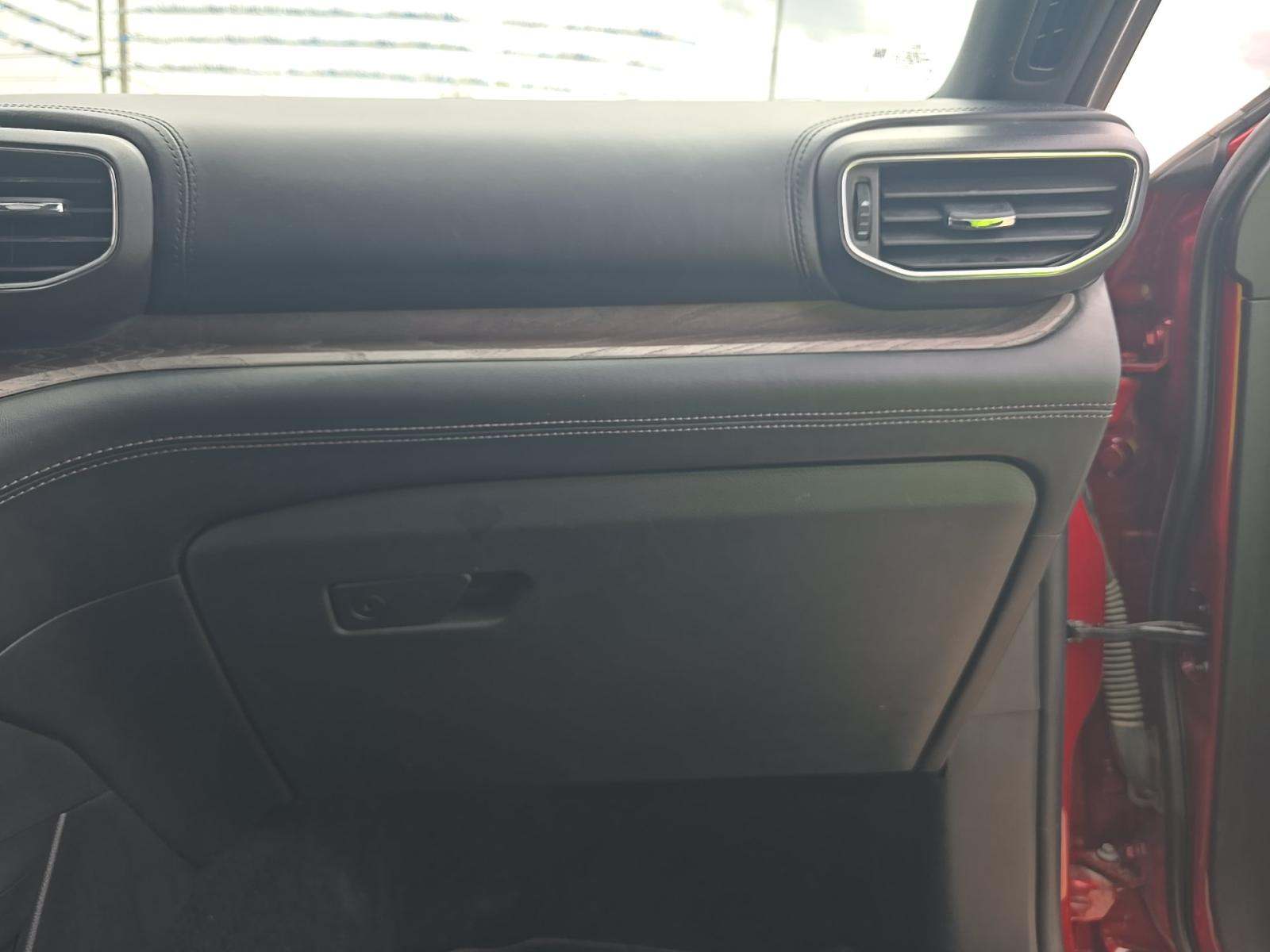 2023 Ford Explorer Platinum AWD