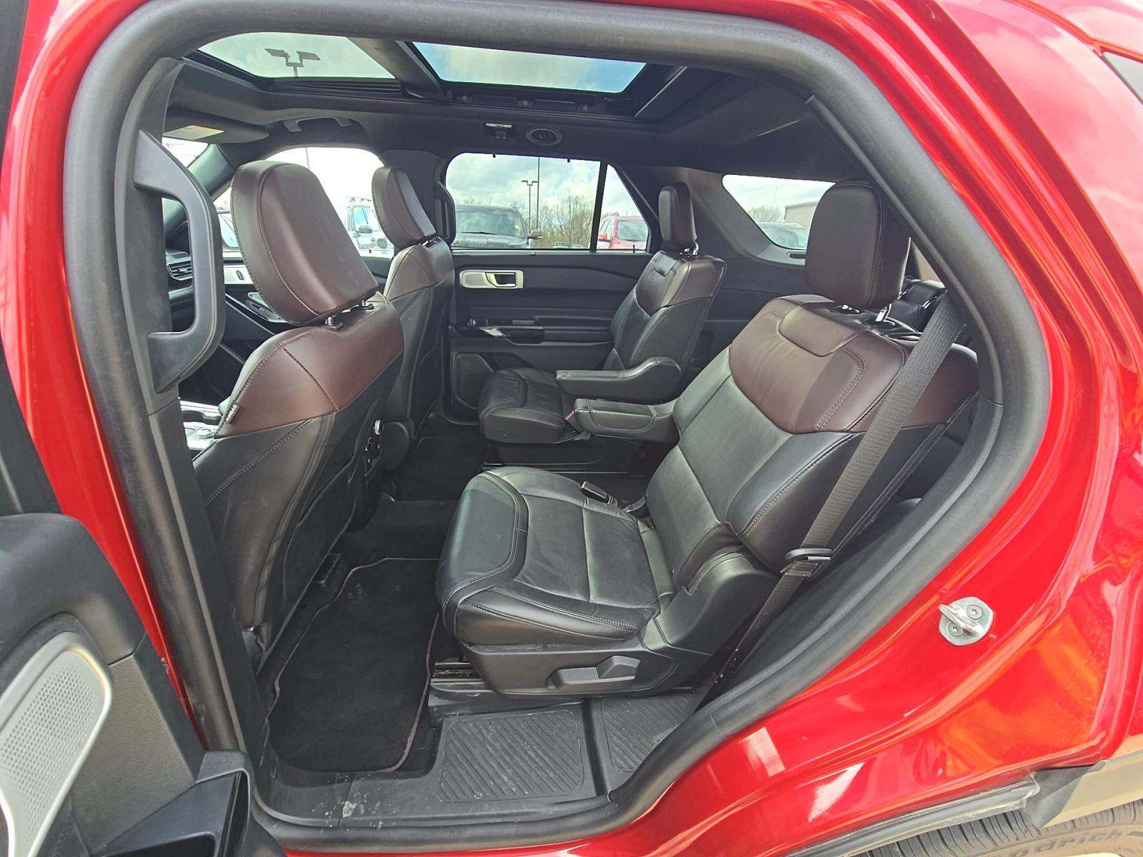 2023 Ford Explorer Platinum AWD