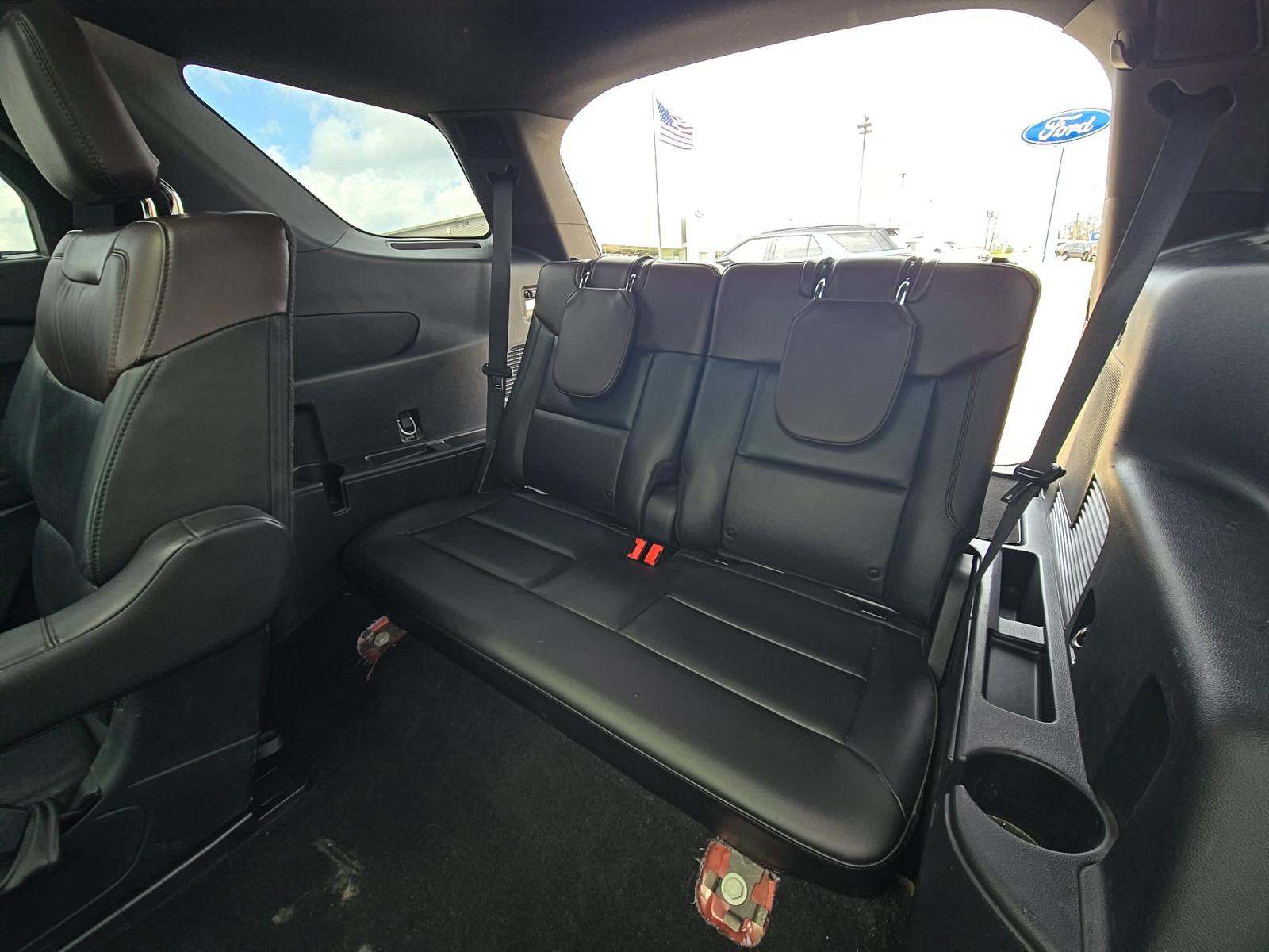 2023 Ford Explorer Platinum AWD