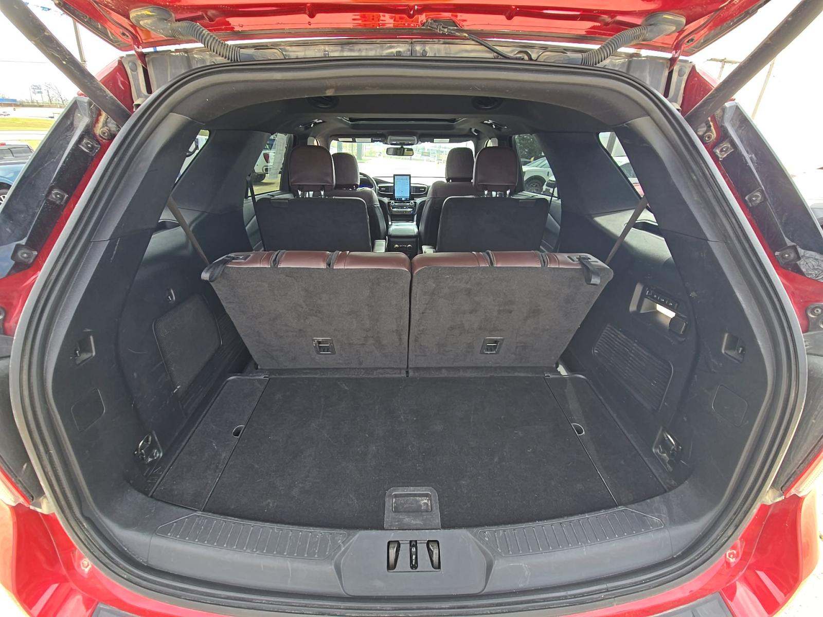 2023 Ford Explorer Platinum AWD