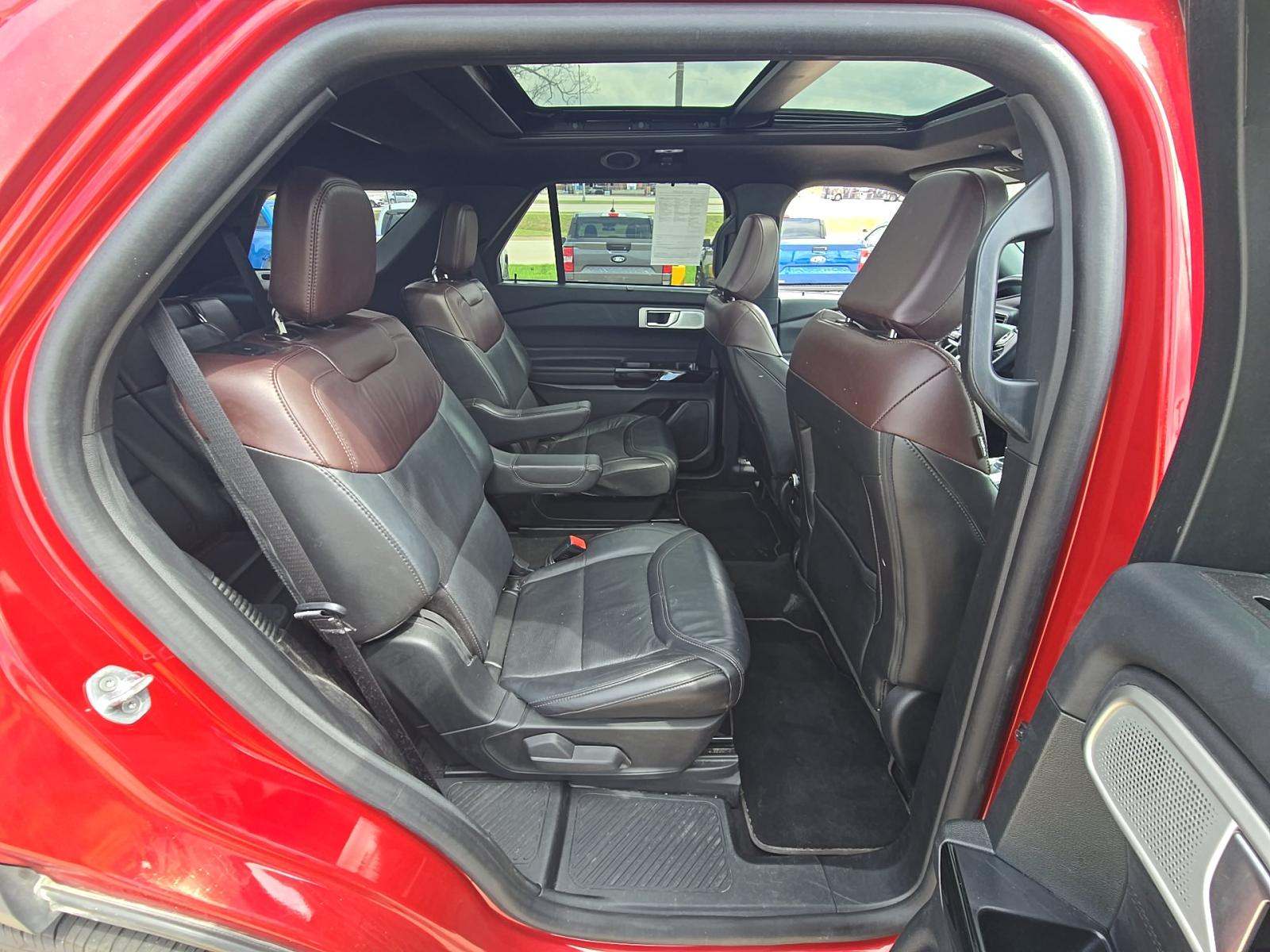 2023 Ford Explorer Platinum AWD