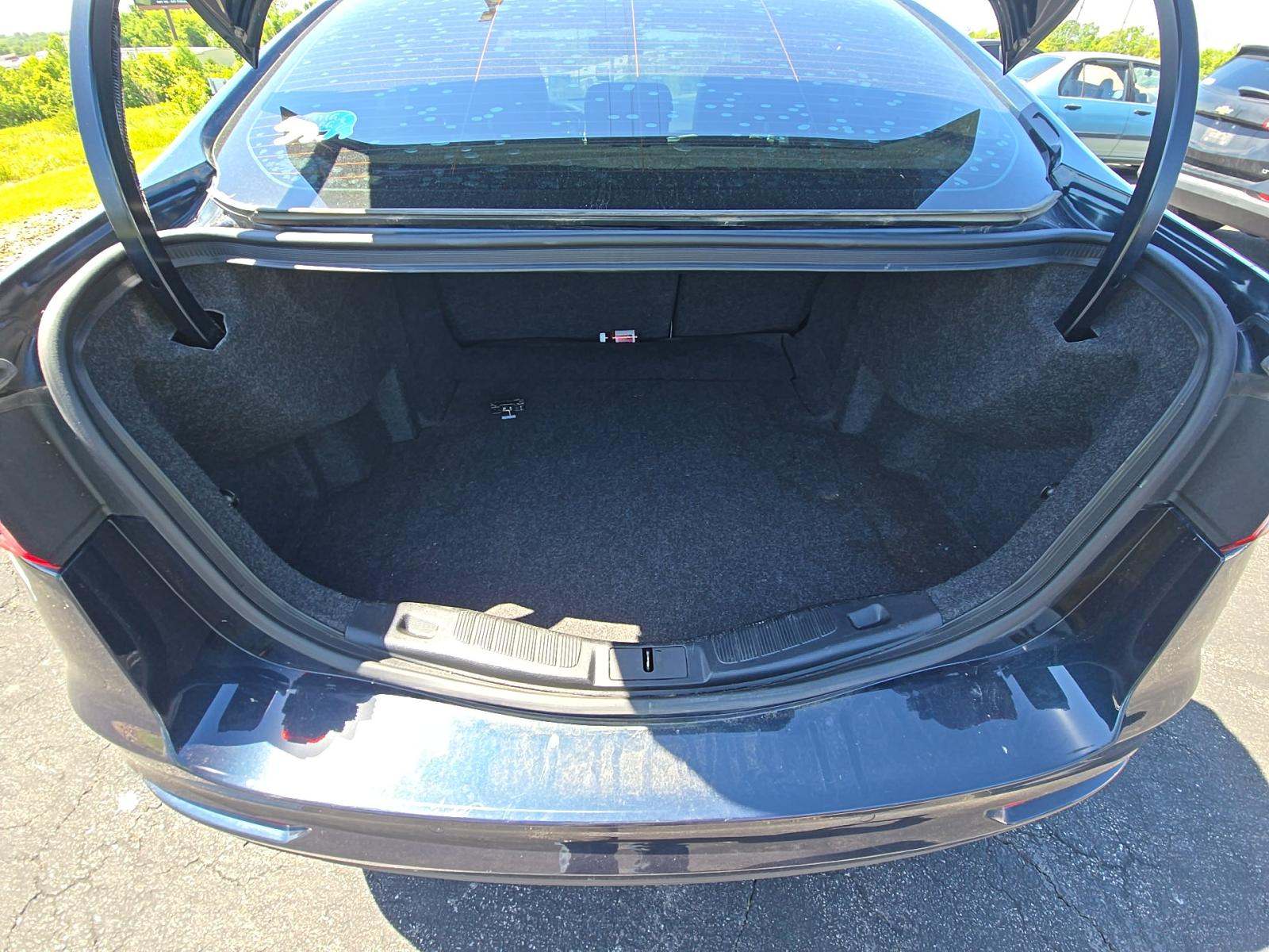 FORD FUSION - 10
