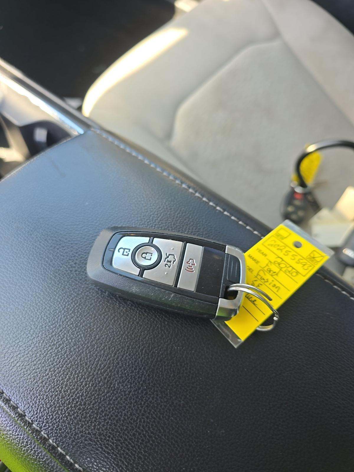 FORD FUSION - 4