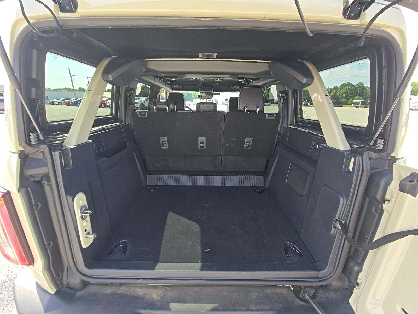 FORD BRONCO - 10