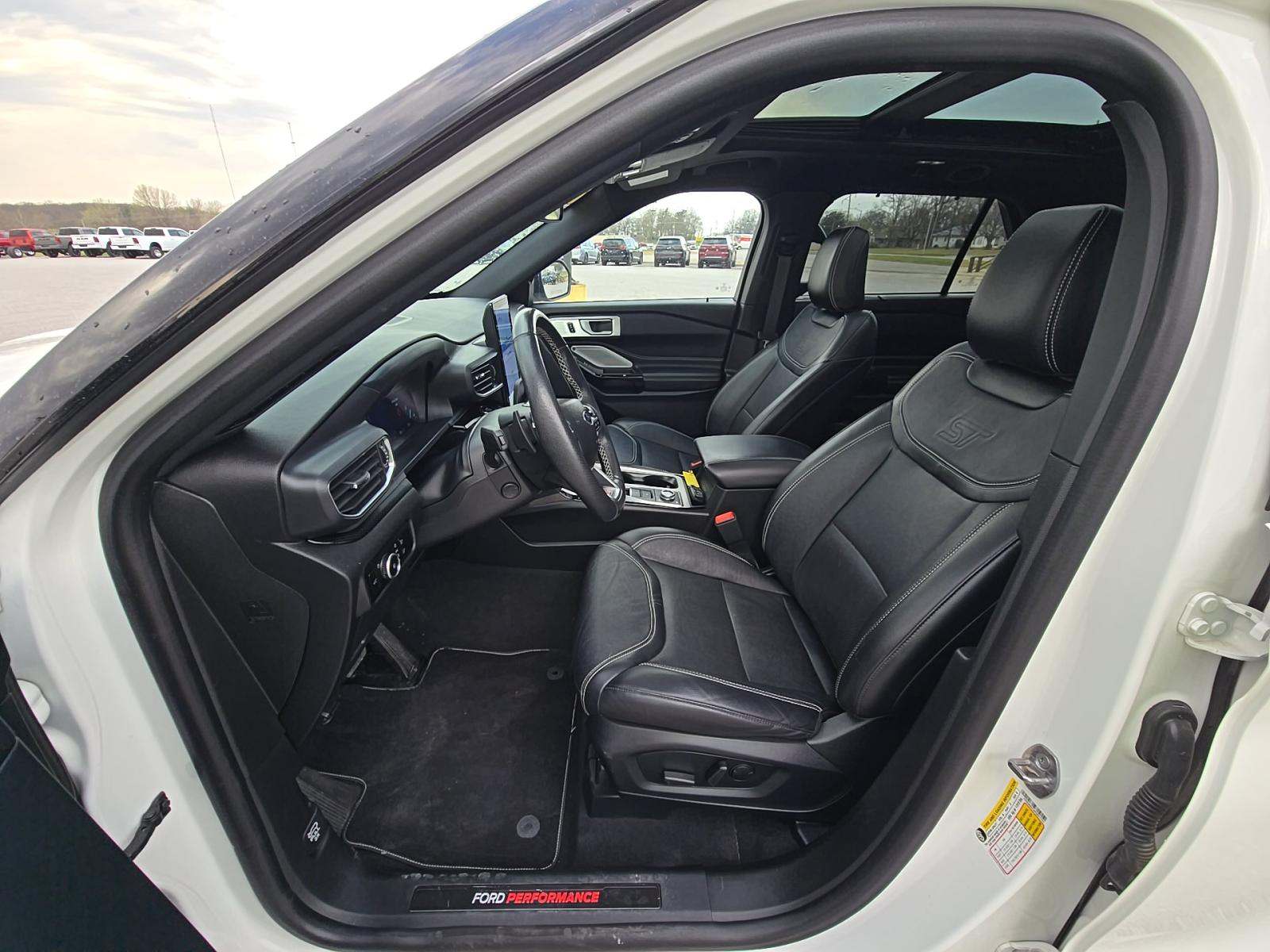 2023 Ford Explorer ST AWD