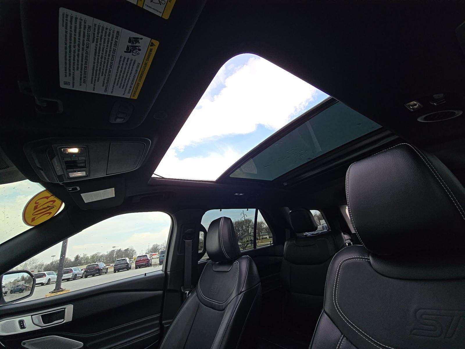 2023 Ford Explorer ST AWD