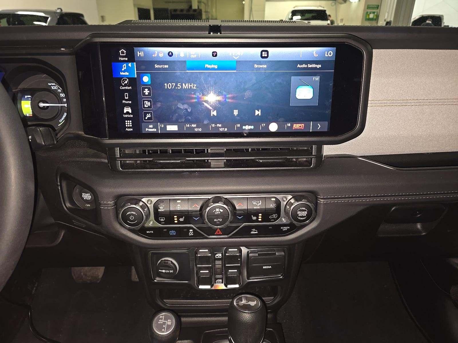 2025 Jeep Wrangler 4xe Sahara AWD