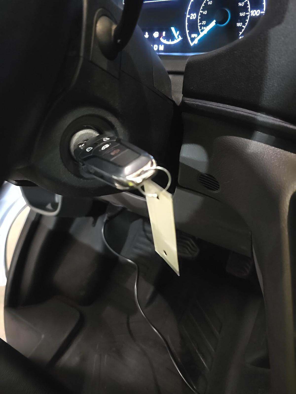 FORD TRANSIT 250 - 8