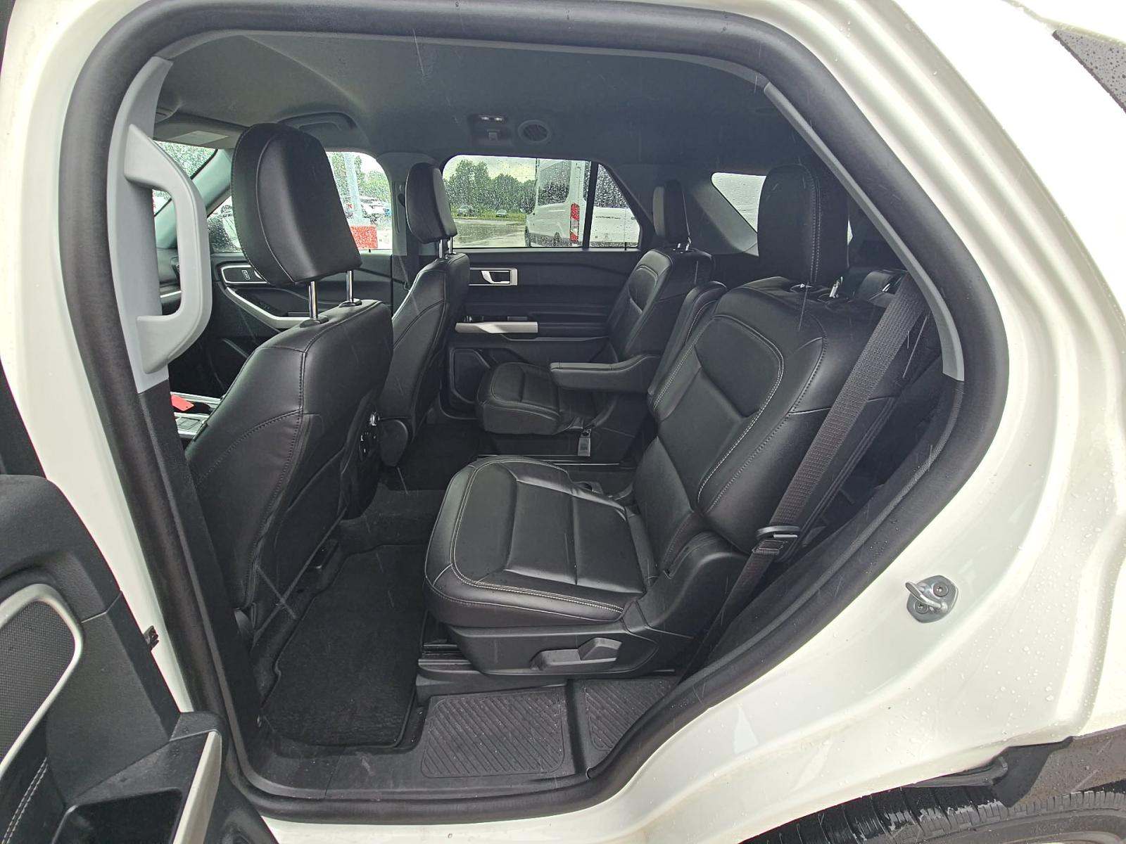 FORD EXPLORER - 9