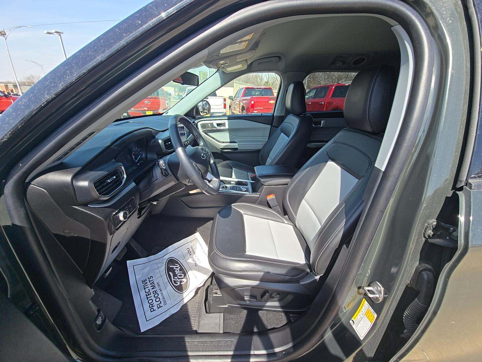 FORD EXPLORER - 2